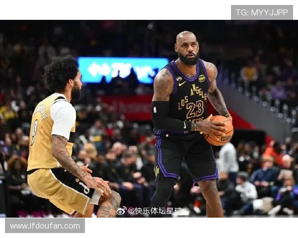 勒布朗三双助湖人轻取奇才 里夫斯19+9